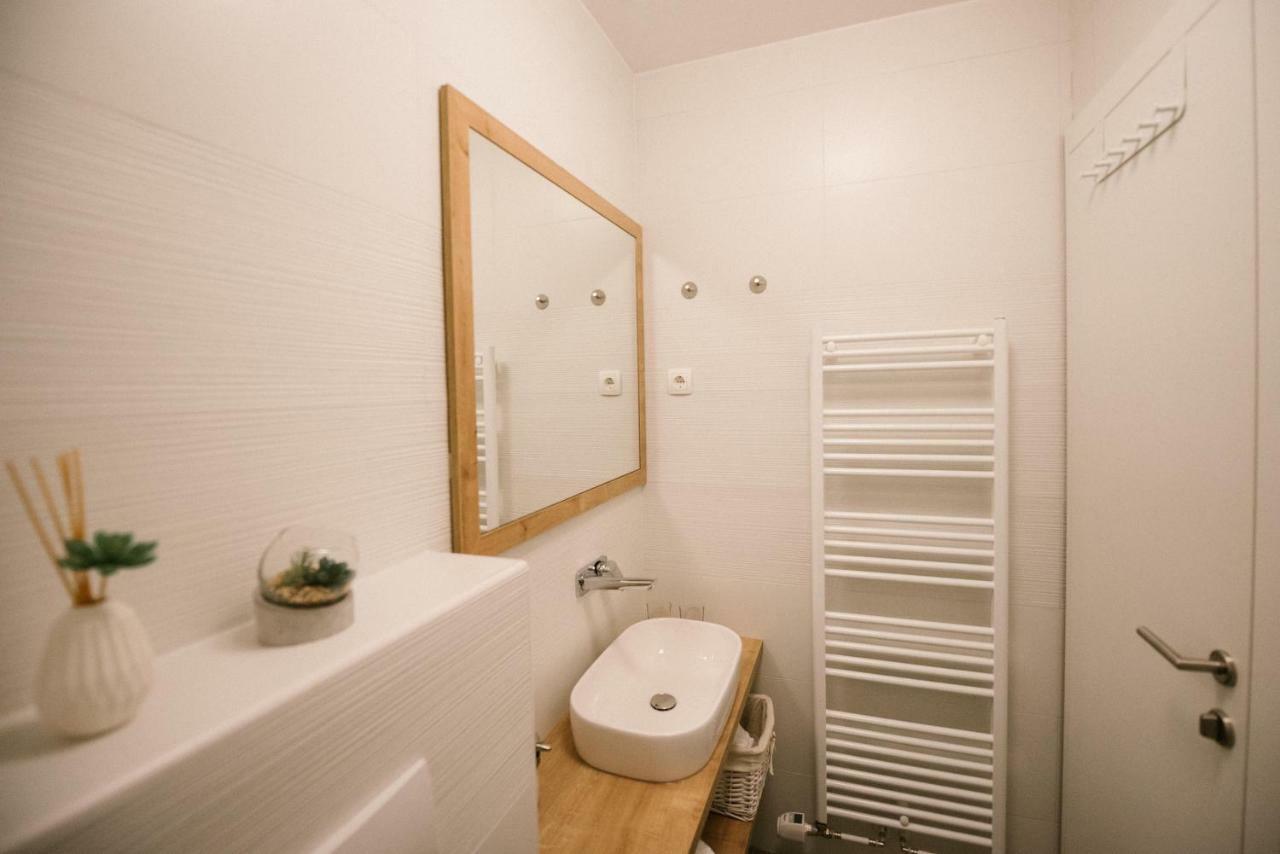 2I Rooms Ðakovo Extérieur photo