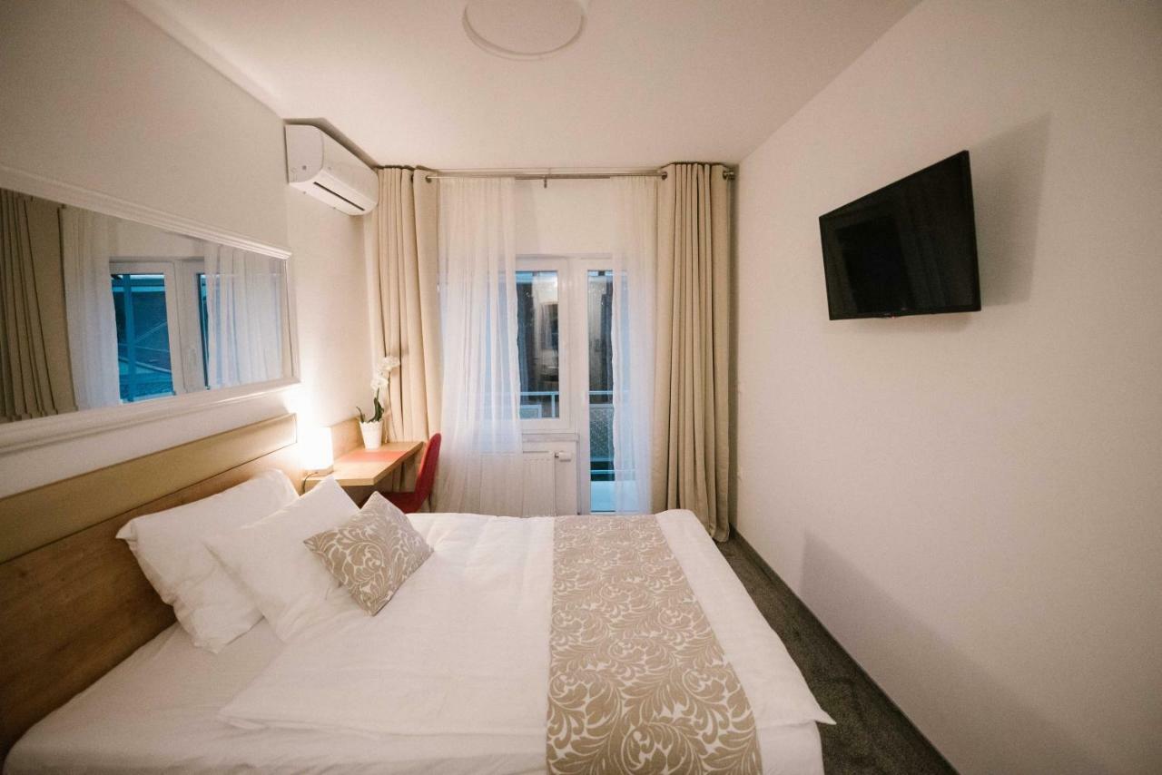 2I Rooms Ðakovo Extérieur photo